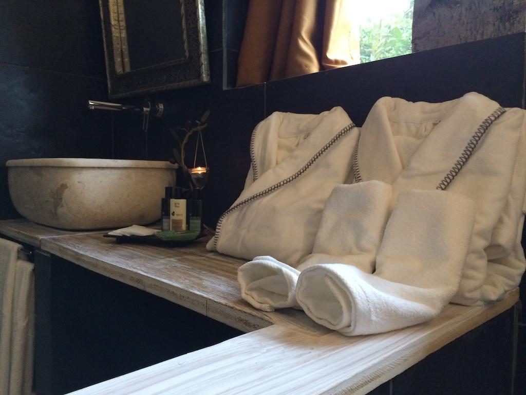 Seven Maze Charming House Bed and Breakfast Bari Eksteriør billede
